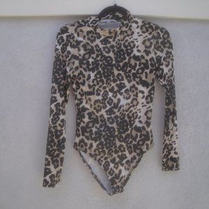 Gaze Bodysuit Women's Size XS Mocked Turtleneck Knit Animal Print